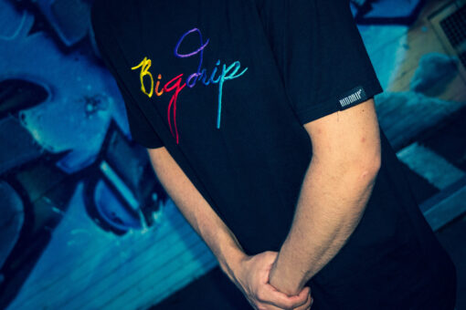 Big Drip Rainbow Colorized Tee Oversized Schwarz